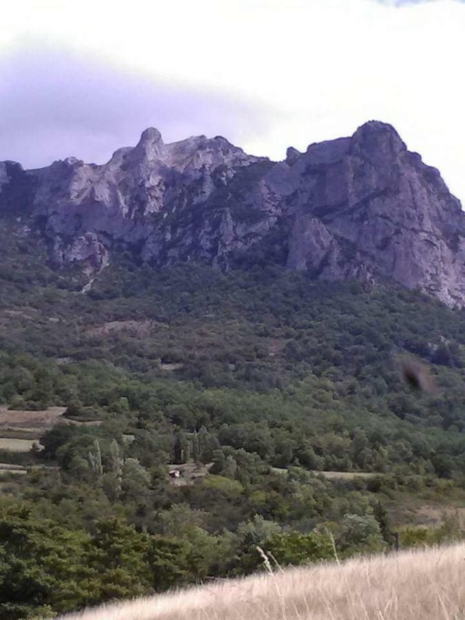 Le Gite De Cristal Proche Bugarach Granès Kültér fotó